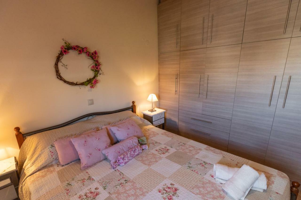 Chrysianna Seaview Apartment อาร์กอสโตลี ภายนอก รูปภาพ